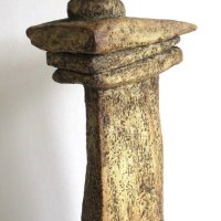 8.-Nest eggs. Ceramic. 35cm h